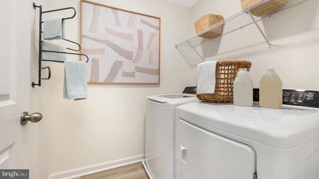 439 GRAVENSTEIN LN, Martinsburg, WV 25401