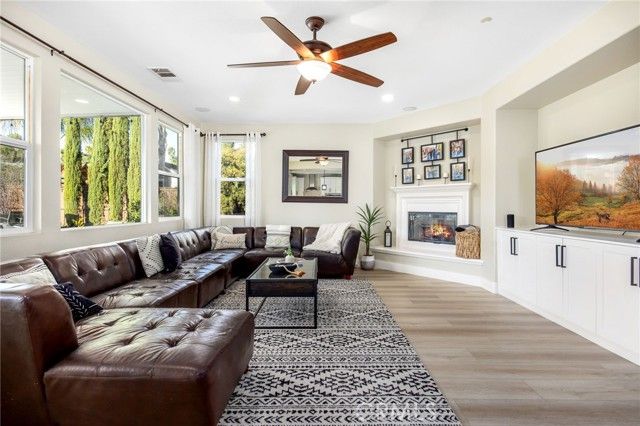 34032 Starpoint, Temecula, CA 92592