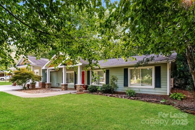 1195 Nixon Heights Lane, Denver, NC 28037