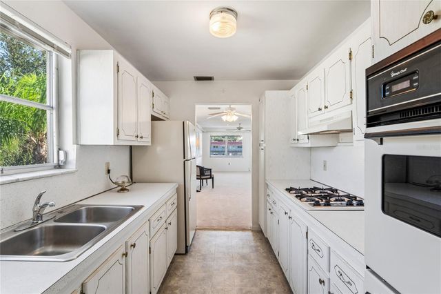 5530 N 80TH STREET C308, St Petersburg, FL 33709