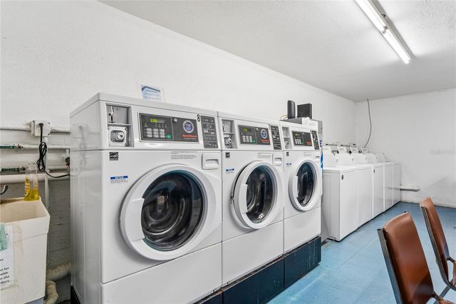 5530 N 80TH STREET C308, St Petersburg, FL 33709