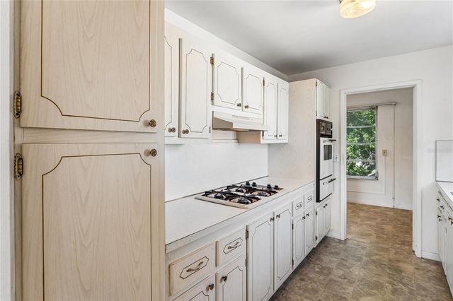 5530 N 80TH STREET C308, St Petersburg, FL 33709