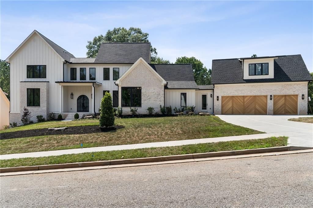 100 Nova Lane, Roswell, GA 30075