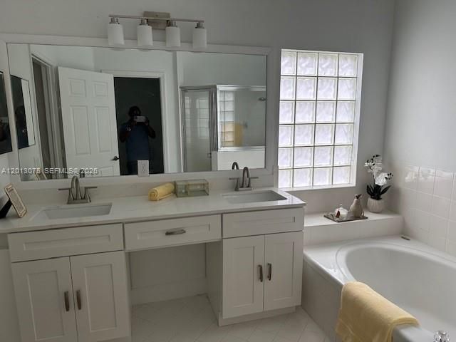 17110 NW 10th St, Pembroke Pines, FL 33028