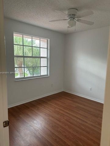 17110 NW 10th St, Pembroke Pines, FL 33028
