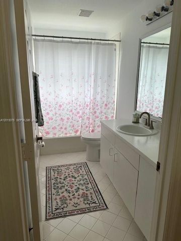 17110 NW 10th St, Pembroke Pines, FL 33028