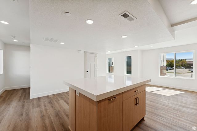 252 N MAIN ST, Bountiful, UT 84010