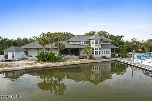 796 Indigo Village Court, Southport, NC 28461