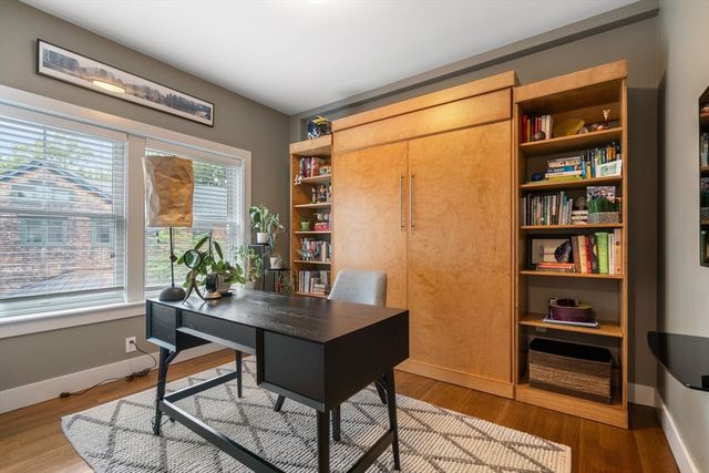 321 Hammond Pond Parkway 201, Brookline, MA 02467