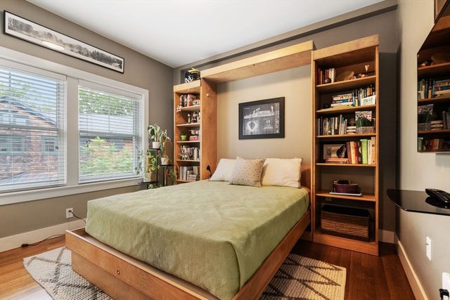 321 Hammond Pond Parkway 201, Brookline, MA 02467
