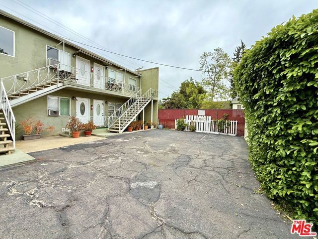 630 N Westbourne Drive A, West Hollywood, CA 90069