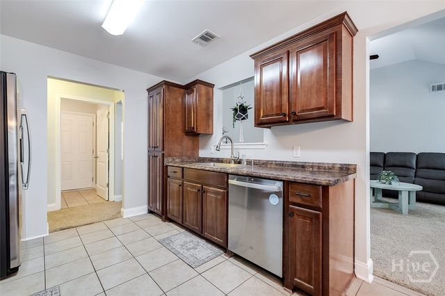 40 Abigail Circle, Ellabell, GA 31308