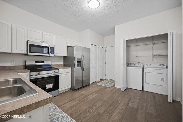 415 SOUTHERN BRANCH Lane, Jacksonville, FL 32259