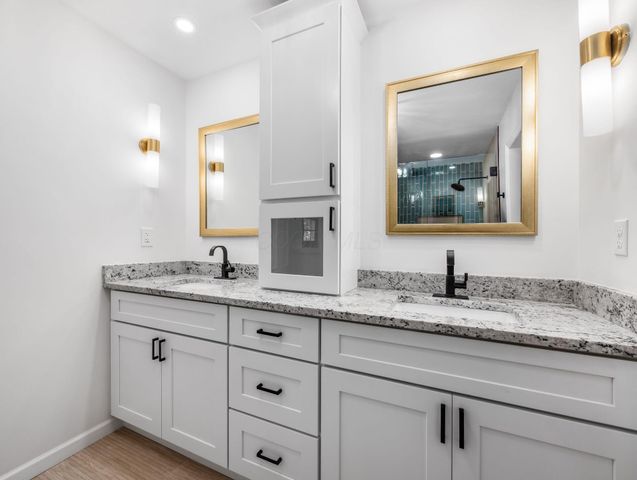 7252 Africa Road, Galena, OH 43021