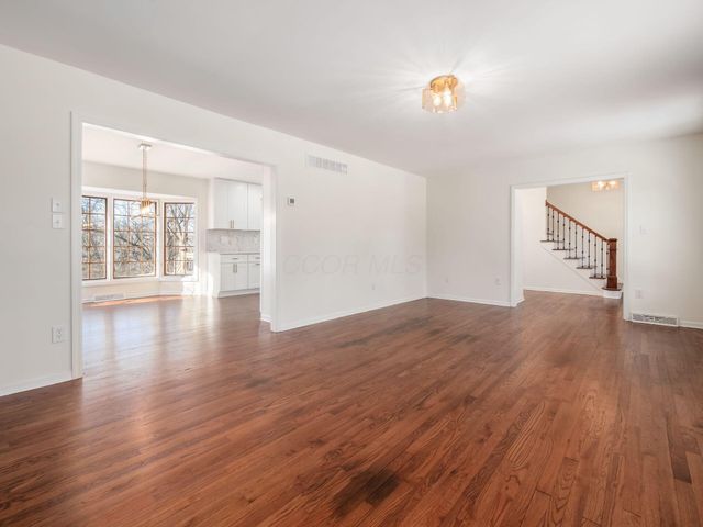 7252 Africa Road, Galena, OH 43021