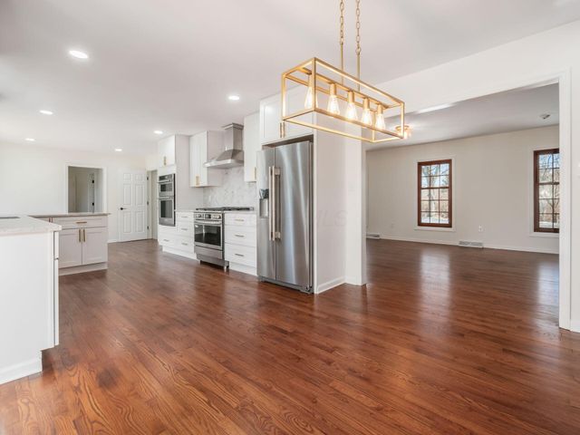 7252 Africa Road, Galena, OH 43021