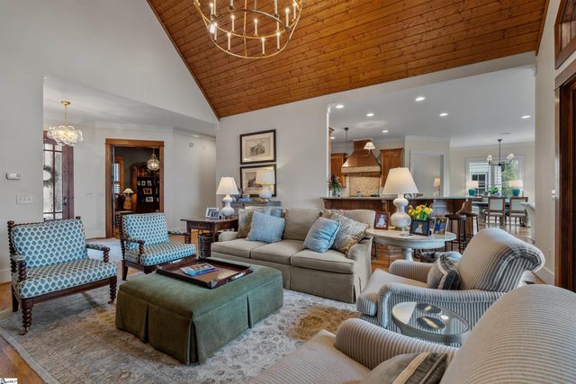 341 Riverside Drive, Greenville, SC 29605