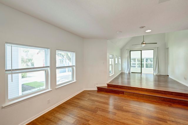 1020 Heights Boulevard, Houston, TX 77008
