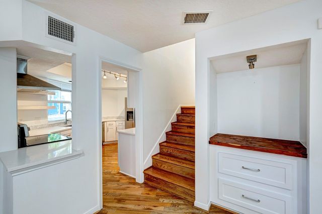 1020 Heights Boulevard, Houston, TX 77008