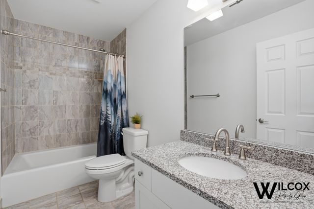 2185 Oaknoll Street, Auburn Hills, MI 48326
