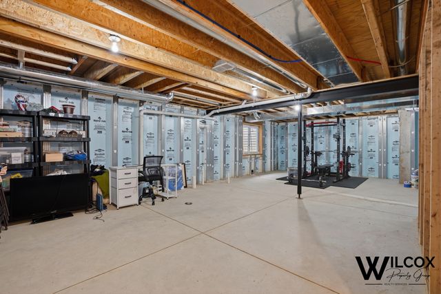 2185 Oaknoll Street, Auburn Hills, MI 48326