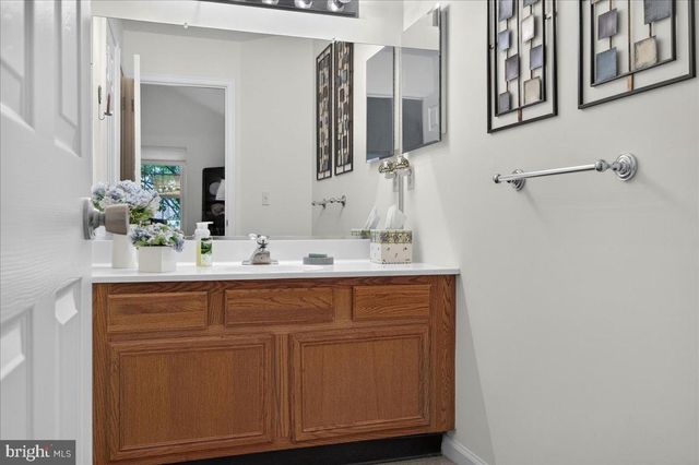 189 LIONS GATE CIR, Souderton, PA 18964