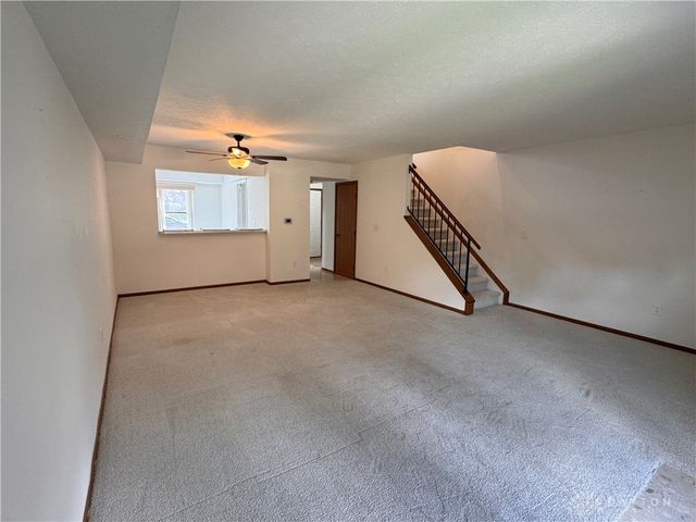 5623 Cobblegate Drive, Dayton, OH 45449