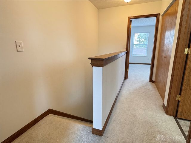 5623 Cobblegate Drive, Dayton, OH 45449