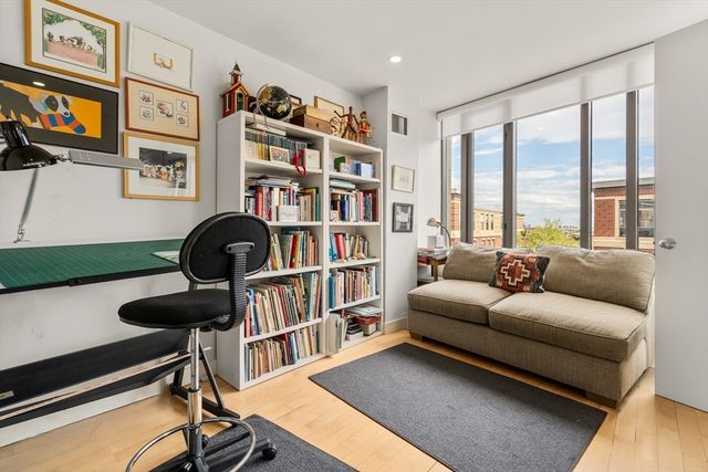 1313 Washington St 608, Boston, MA 02118