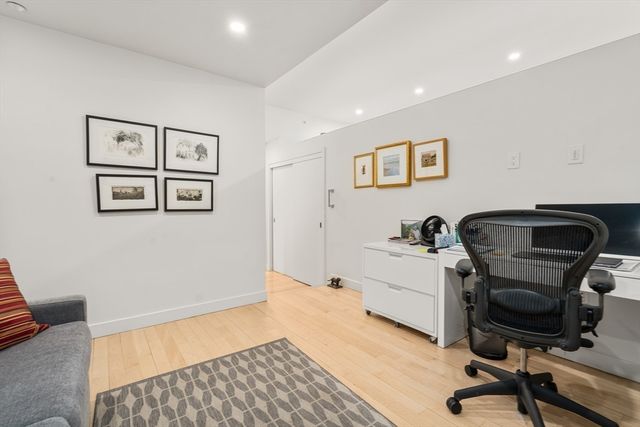 1313 Washington St 608, Boston, MA 02118