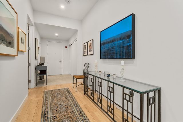 1313 Washington St 608, Boston, MA 02118