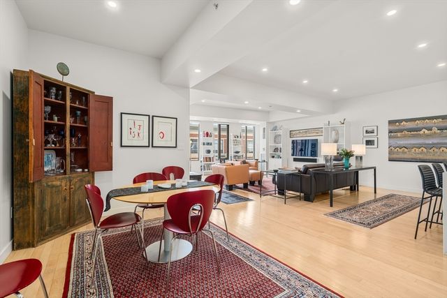 1313 Washington St 608, Boston, MA 02118