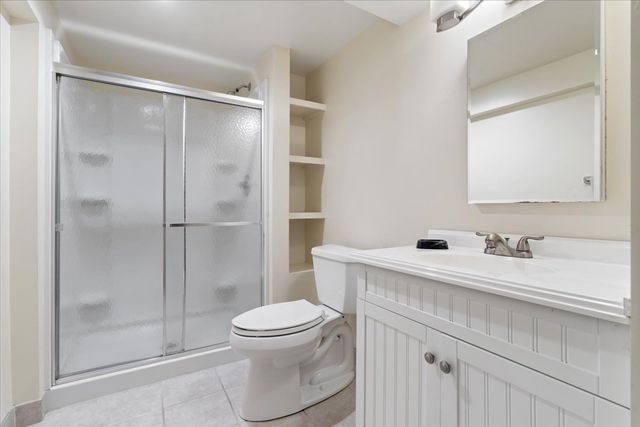 4443 Church Street, Skokie, IL 60076