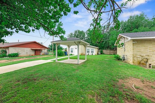 1223 E Vilas Avenue, Guthrie, OK 73044