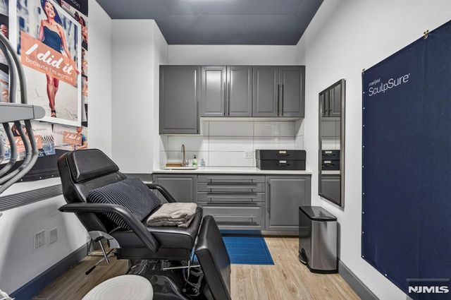 1033 River Road CS03, Edgewater, NJ 07020