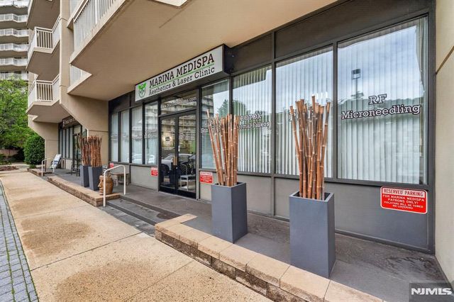 1033 River Road CS03, Edgewater, NJ 07020