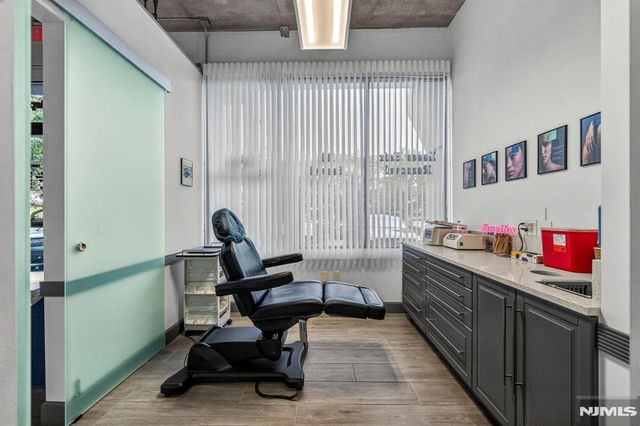 1033 River Road CS03, Edgewater, NJ 07020