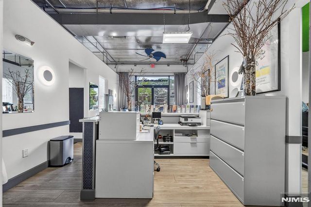 1033 River Road CS03, Edgewater, NJ 07020