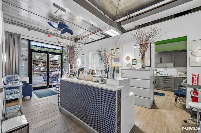 1033 River Road CS03, Edgewater, NJ 07020