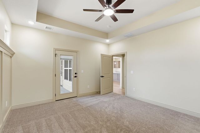3680 SW 10th St, El Dorado, KS 67042