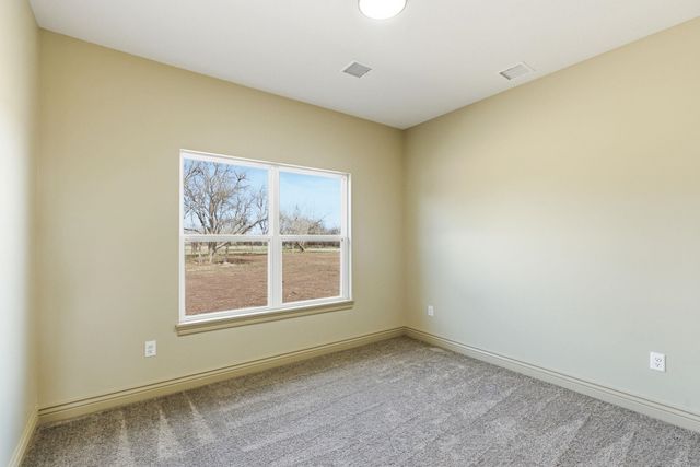 3680 SW 10th St, El Dorado, KS 67042
