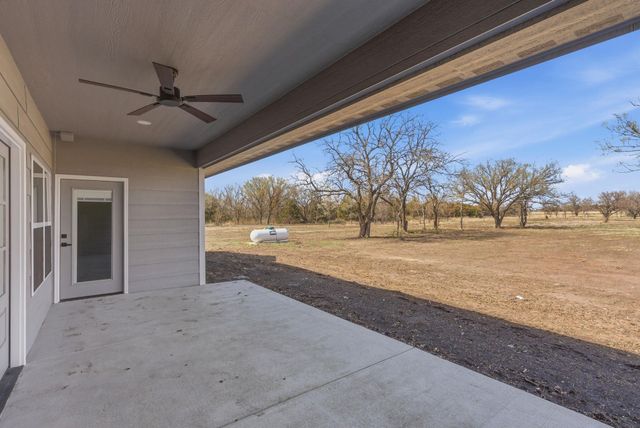 3680 SW 10th St, El Dorado, KS 67042