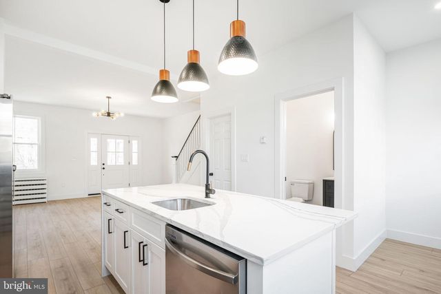 448 MARKLE ST, Philadelphia, PA 19128