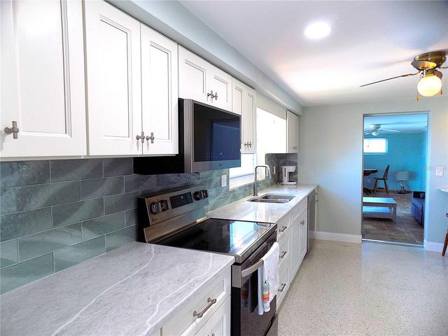 3842 HEADSAIL DRIVE, New Port Richey, FL 34652