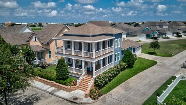 9 Broad Street, Galveston, TX 77554