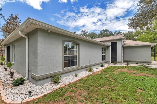 8198 N BROOK WAY, Citrus Springs, FL 34433