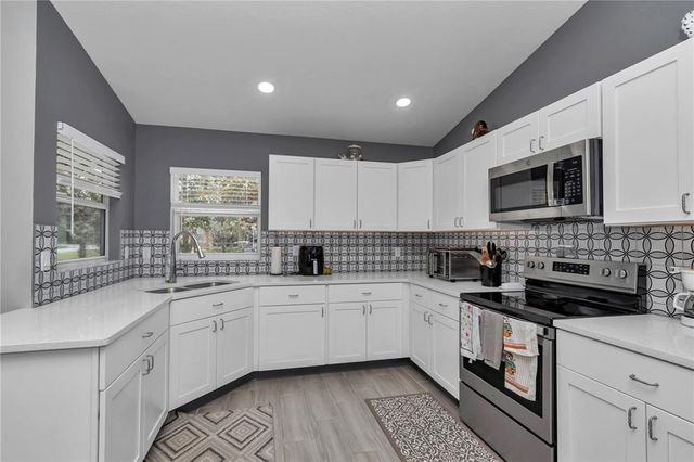 8198 N BROOK WAY, Citrus Springs, FL 34433