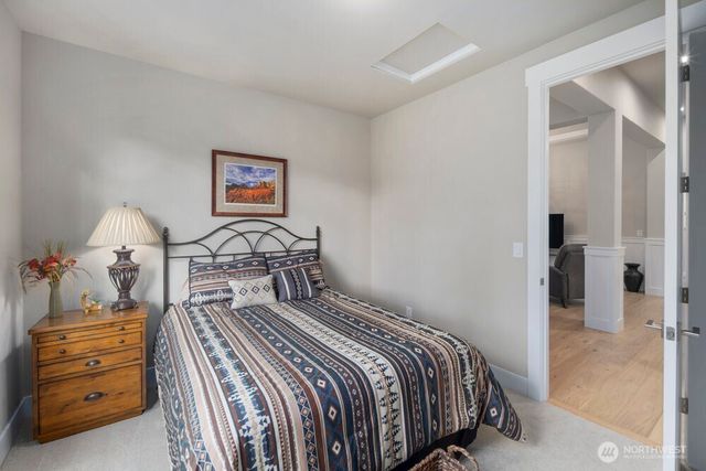 2703 44th Avenue NW, Olympia, WA 98502