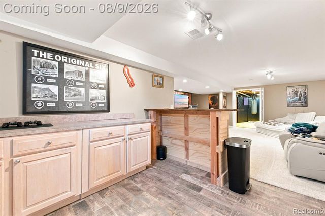 23386 Angel Park Drive, Macomb, MI 48042