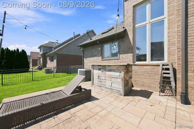 23386 Angel Park Drive, Macomb, MI 48042